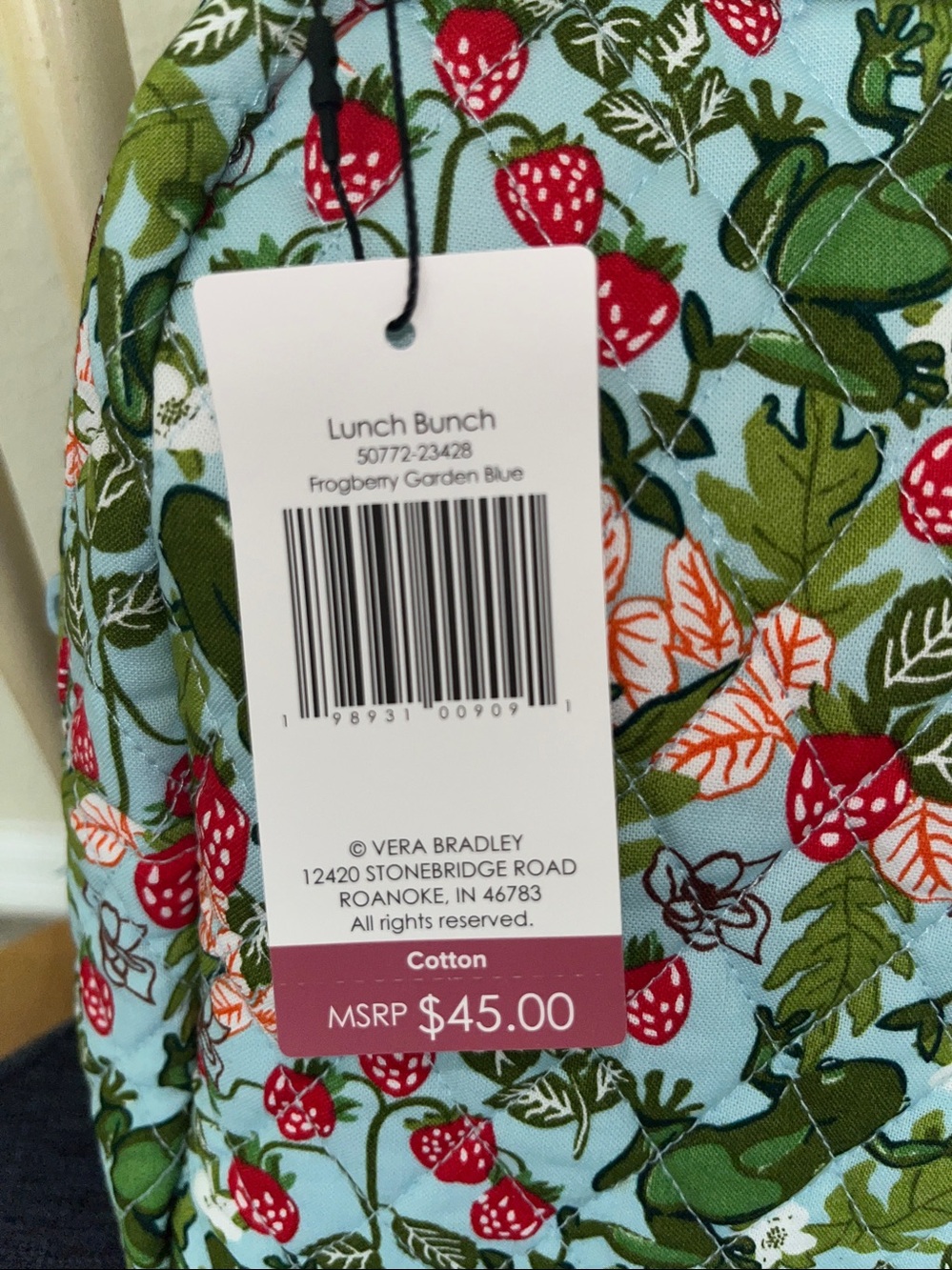 Vera Bradley Quilted lunch tote Frogberry Garden NWT - Picture 2 of 3